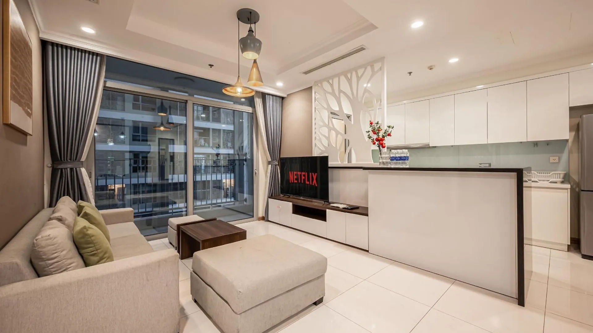 Apartment In Landmark-Vinhome Central Park By Yen Ho Chi Minh City