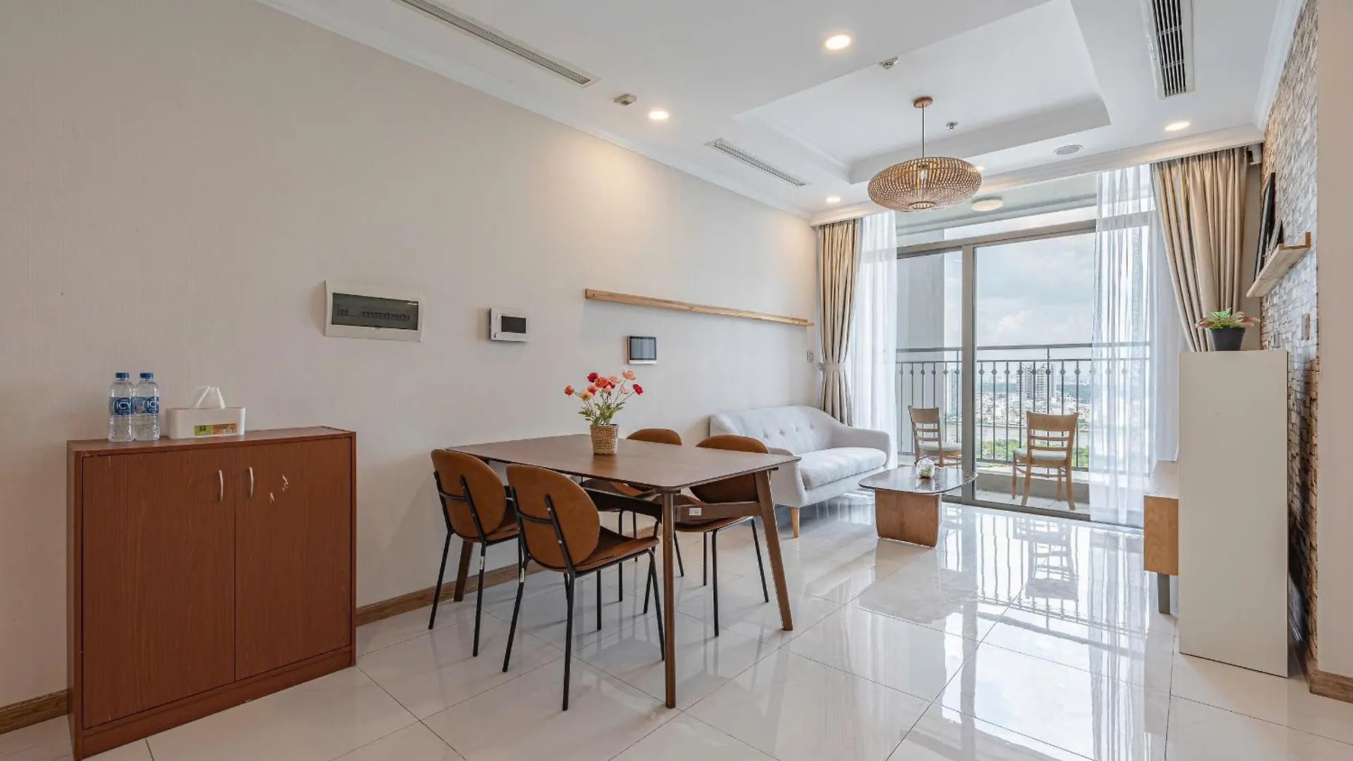 Apartment In Landmark-Vinhome Central Park By Yen Ho Chi Minh City