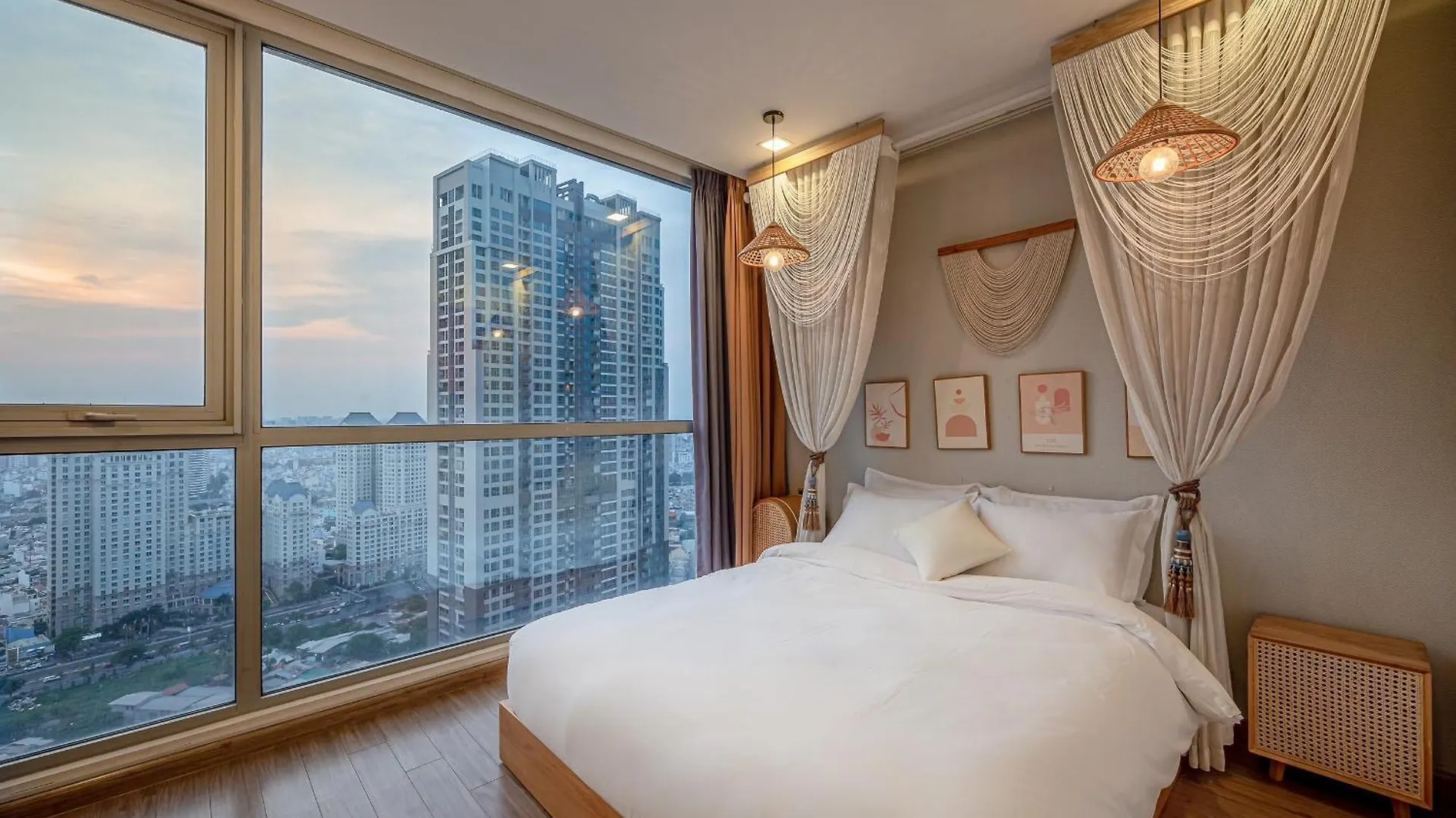 Apartment In Landmark-Vinhome Central Park By Yen Ho Chi Minh City 0*,