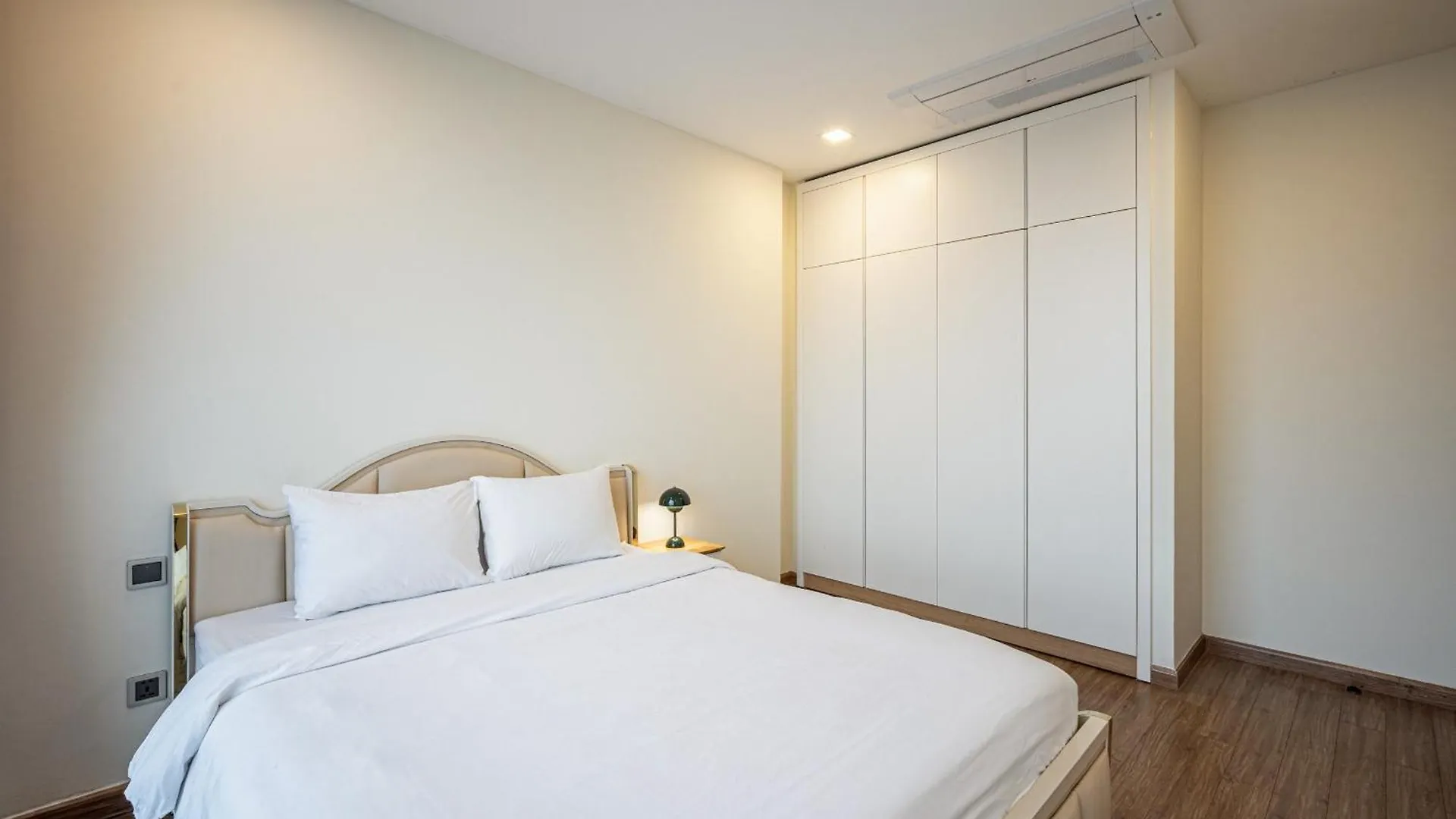 Apartment In Landmark-Vinhome Central Park By Yen Ho Chi Minh City Vietnam