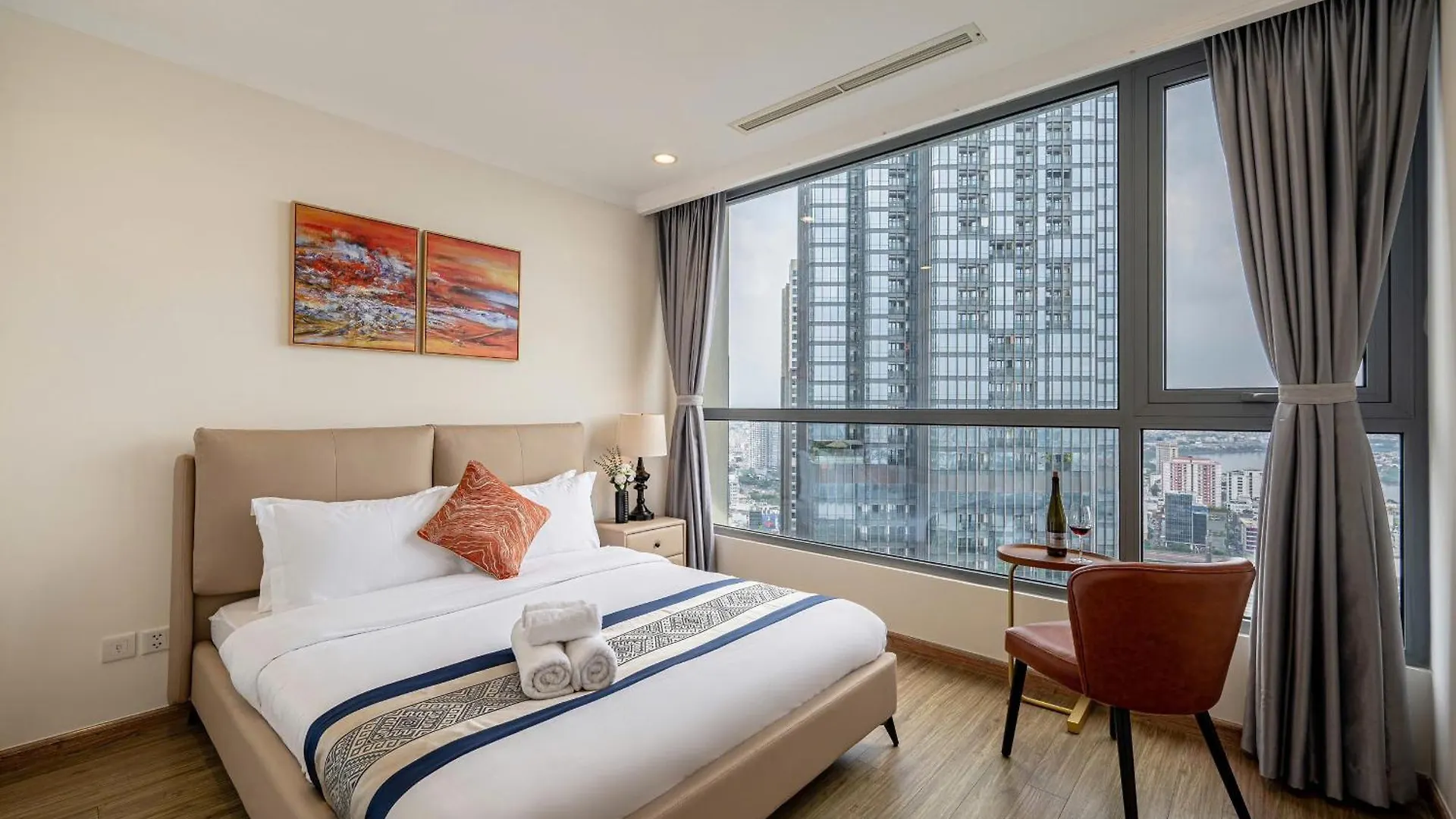 Apartment In Landmark-Vinhome Central Park By Yen Ho Chi Minh City 0*,  Vietnam